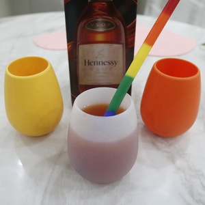 <span class=keywords><strong>Gobelet</strong></span> à boire <span class=keywords><strong>personnalisé</strong></span> 14OZ, 1 pièce, verres à vin en silicone pliables - Product Image 1