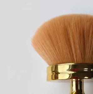 Spazzola per il trucco Kabuki con testa a fungo 2024 alla moda Super morbida elettrolitica viso <span class=keywords><strong>di</strong></span> <span class=keywords><strong>donna</strong></span> Kabuki spazzola a ventaglio singolo con Logo <span class=keywords><strong>di</strong></span> etichettatura - Product Image 4
