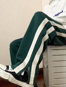 <span class=keywords><strong>กางเกง</strong></span>วอร์มแฟชั่นผู้ชายสีดำลายทางสีเขียวออกแบบโลโก้ได้ตามต้องการ - Product Image 4