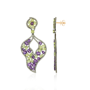 Boucles d'oreilles pendantes ajourées en améthyste et péridot avec pavé de diamants, ornées de pierres ovales à coupes variées - Product Image 1