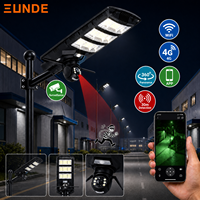Kamera Keamanan Luar Ruangan 4G Wifi Tiga Lensa Kontrol Jarak Jauh Penglihatan Malam Sensor Gerak Kontrol APP Lampu Taman Tenaga Surya