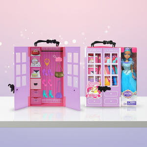 Poupée Princesse Exécutive Premium de 11,5 pouces en vinyle avec une garde-robe royale complète dans une boîte à fenêtre moulée sous pression pour l'affichage en boutique E - Product Image 1