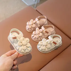 新款上市可爱花朵设计软底行走婴儿鞋学步女童鞋夏季