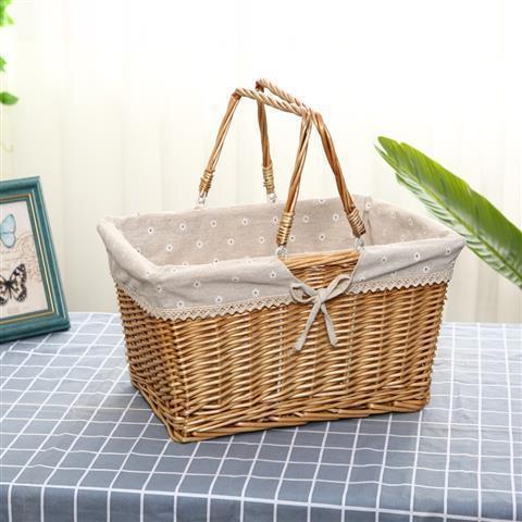 Square natural-colored daisy fabric