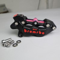 Kit d'étriers de frein avant hydrauliques universels en aluminium CNC à 4 pistons haute performance pour Harley Davidson XG Street Rod Parts
