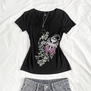 <span class=keywords><strong>T</strong></span>-shirt Crop Top Tubino da Donna Y2K Hype Girl <span class=keywords><strong>con</strong></span> Stampa Ali Scure, Slim Fit, Stile Street, Versatile - Product Image 4