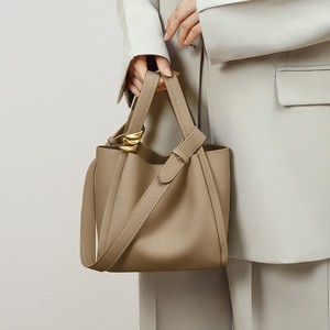 New Design Leather Ladies <b>Large</b> Capacity Shoulder <b>Bags</b> Women Crossbody Handbags Vintage Genuine Leather Tote <b>Bag</b> for Women - Product Image 1