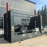 À vendre : Machine à écraser les voitures à grande échelle pour la compression des voitures usagées.