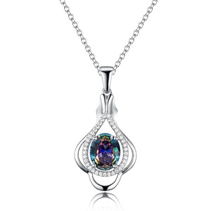 Collana con Ciondolo in Pizzo per Donne, Elegante Gioiello per Abiti da Sera e da Sposa - Product Image 1