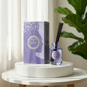 Aikun ODM Low MOQ Matte Finish Gift Box Faceted Glass <b>Bottle</b> 120ml Custom Scent Ratio Long Lasting Reed Diffuser Set For Bedroom - Product Image 1