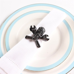 Anneau de serviette de luxe en métal galvanisé, motif squelette de chauve-souris et crâne, en alliage noir, pour Halloween, écologique, décoration de table moderne - Product Image 4