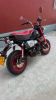 Mini moto rétro Monkey 125cc monocylindre, adorable moto de poche à essence