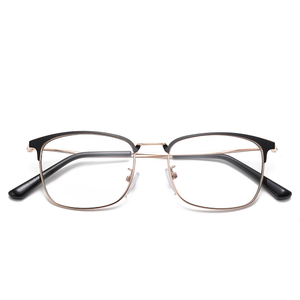 <span class=keywords><strong>Lunettes</strong></span> <span class=keywords><strong>de</strong></span> lecture progressives bifocales anti-lumière bleue photochromiques à double éclairage <span class=keywords><strong>pour</strong></span> hommes, <span class=keywords><strong>pour</strong></span> la vision <span class=keywords><strong>de</strong></span> <span class=keywords><strong>près</strong></span> et <span class=keywords><strong>de</strong></span> loin, vente en gros - Product Image 6