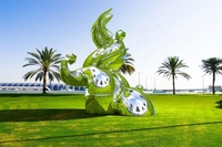 Production de sculptures métalliques abstraites personnalisées pour les développements immobiliers