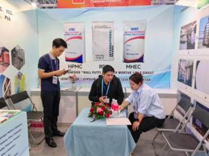 Amidon modifié mélangé à de l'alcool polyvinylique (<span class=keywords><strong>PVA</strong></span>) en granulés pour la fabrication de films solubles à l'eau chaude - Product Image 5