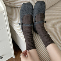 Chaussettes d'hiver OEM confortables et douces pour temps froid, épaisses, unies, tricotées, violettes et bleues, en laine, pour femmes, vente en gros