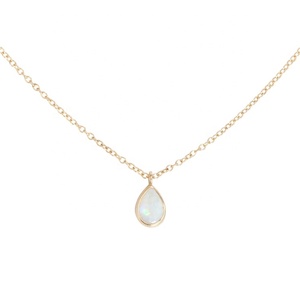 เครื่องประดับทองเหลือง จี้รูปหยดน้ำแบบมินิมอล สร้อยคอประดับโอปอลเทียม - Product Image 1