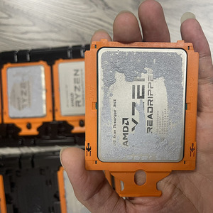 Threadripper 3960x 24 คอร์ 48 เธรด 3.8 GHz ซ็อกเก็ต STRX4 โปรเซสเซอร์เซิร์ฟเวอร์ Threadripper - Product Image 5
