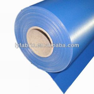 Bâche en PVC antidérapante 900GSM enduite de couteau, gaufrée, <span class=keywords><strong>pour</strong></span> <span class=keywords><strong>rideaux</strong></span> latéraux de camion - Product Image 2