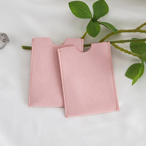 Porte-cartes en velours microfibre 6,5x8,5 rose, emballage minimaliste pour bijoux - Product Image 1