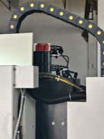 Petit centre d'usinage CNC bon marché T450 tourelle à 8 stations 6000/4000 tr/min centre de fraisage et de taraudage CNC