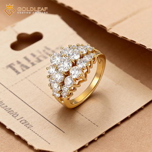 Bague de fiançailles classique en or 14 carats avec diamant de laboratoire rond brillant DEF VVS 3 carats certifié IGI Goldleafgem - Product Image 6