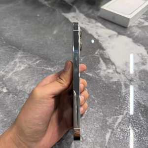 Venta al por Mayor de <span class=keywords><strong>iPhone</strong></span> <span class=keywords><strong>13</strong></span> Pro <span class=keywords><strong>512GB</strong></span> Plata, Smartphone Original 5G Super Retina XDR, <span class=keywords><strong>Precio</strong></span> de Fábrica, Proveedor de Teléfonos Móviles, Stock al por Mayor - Product Image 4