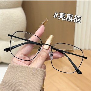 Male retro flat light <b>glasses</b>, Korean style versatile for students without <b>makeup</b>, female metal <b>glasses</b> frame, anti-blue light - Product Image 3