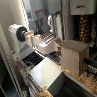 4 eje de Autofeeding y de cambio de herramienta CNC torno de madera con torneado fresado de brochado de vaciamiento... Perforación y lijado en una