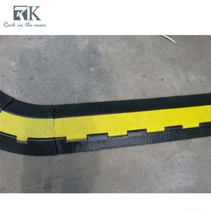 Rampe de protection de câble en caoutchouc, résistance aux hautes températures, portable, certifiée CE, durable pour la protection des cordons d'alimentation - Product Image 3
