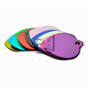 Vente en gros de médailles d'identification pour animaux de compagnie personnalisées en forme de cœur, gravure personnalisée, nom, numéro de téléphone. Accessoires pour étiquettes d'identification pour animaux de compagnie - Product Image 1