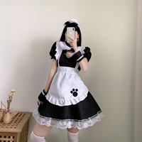 Costume de cosplay de demoiselle d'honneur avec empreintes de pattes de chat