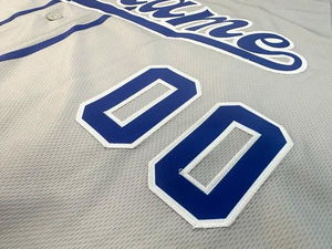 Maillot de baseball court tendance pour femme, personnalisable avec nom, tenue streetwear pour le jour du match, chemise de supporter mode - Product Image 5