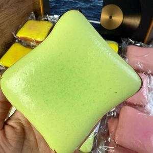 Juguete Antiestrés de Goma Suave Realista con Forma de Tostada de Crema, Colores Surtidos, de Levantamiento Lento, el Más Vendido - Product Image 4