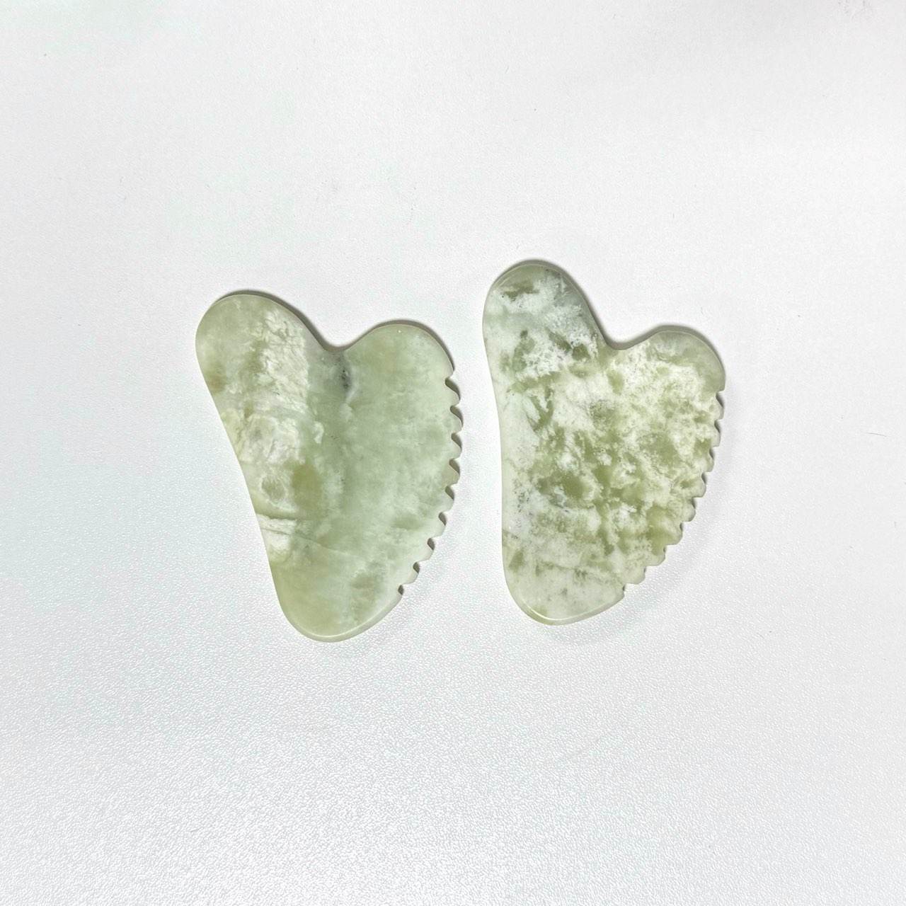 สีเขียวอ่อน