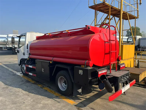 Camión Cisterna de Combustible, Camión Cisterna de Aceite de 5000L, 4x2, Volante a la Derecha, Camión Cisterna de Combustible Móvil |   Fábrica CLW |   Camión de Reabastecimiento de Diésel de 5m³ en Venta - Product Image 5