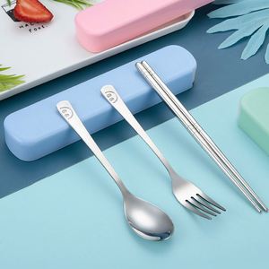 Juego de Cubiertos Portátil de Acero Inoxidable de Tres Piezas para Estudiantes, Uso en Exteriores, Incluye Cuchara, Tenedor y Palillos - para Compañía - Product Image 2