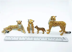 Leopardo ceramica 4 Cheetah Tiger Famiglia SET di Ceramica di Ceramica Statua In Miniatura Figurine Animale Dipinto A Mano