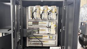 Centre d'usinage CNC à portique sur mesure, directement du fabricant, avec délai de livraison allongé pour applications industrielles - Product Image 6