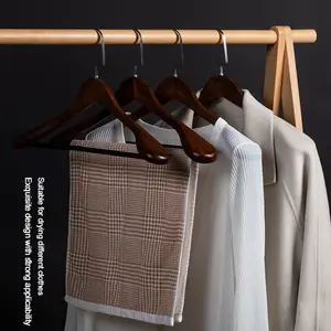 Jinsheng Hot Verkoop Groothandel Boetiek Natuurlijke Kleur Kledinghanger Custom Kleding Houten Hangers Voor Winkel Display