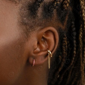 <span class=keywords><strong>Pendientes</strong></span> Huggies Gemnel Personalizados de Plata 925 y Oro de 18k con Piedra de Nacimiento de Enero a Diciembre, Circonita Cúbica y Rubí - Product Image 4