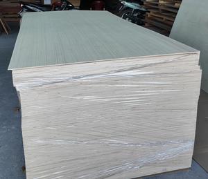 1220x2440mm moderno antideslizante 5mm película de pino madera contrachapada de abedul impermeable para la construcción de almacenes al aire libre E0 emisión de formaldehído - Product Image 3