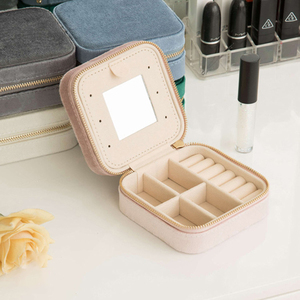 Portable Velvet <b>Mirror</b> Jewellery <b>Boxes</b> Made in China - Product Image 2