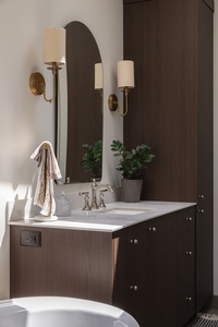 Meuble-lavabo sur mesure Vermonhouzz avec lavabo intégré et construction en bois <span class=keywords><strong>de</strong></span> qualité supérieure pour <span class=keywords><strong>salle</strong></span> <span class=keywords><strong>de</strong></span> <span class=keywords><strong>bain</strong></span> d'appartement <span class=keywords><strong>de</strong></span> luxe - Product Image 6