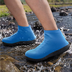 Zapatos <span class=keywords><strong>de</strong></span> lluvia <span class=keywords><strong>de</strong></span> neopreno unisex <span class=keywords><strong>para</strong></span> lavado <span class=keywords><strong>de</strong></span> coches, uso en el jardín, botas <span class=keywords><strong>de</strong></span> punta redonda impermeables con plantilla <span class=keywords><strong>de</strong></span> goma <span class=keywords><strong>para</strong></span> hombres y mujeres - Product Image 4