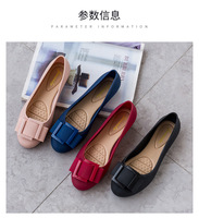Nouvelles Chaussures Plates Femme Tendance 2024 pour l'Été : Légères, Souples et Polyvalentes pour la Plage, le Bord de Mer et les Fêtes