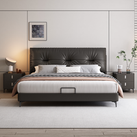 Lit plateforme moderne de luxe italien minimaliste avec tête de lit plissée douce en cuir gris anthracite, disponible en tailles King et Queen