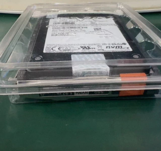For Dell EMC PowerStore 1.92TB NVMe SSD 005053077 2.5 Inch Enterprise Internal Hard Disk