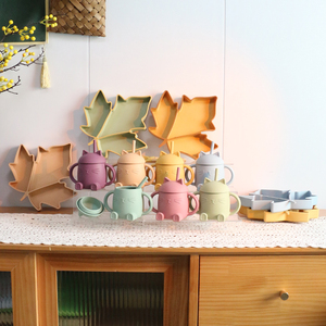 Ensemble de vaisselle pour bébé tasses avec couvercles et pailles vente <span class=keywords><strong>en</strong></span> gros de tasses <span class=keywords><strong>en</strong></span> silicone pour bébé bol <span class=keywords><strong>en</strong></span> silicone <span class=keywords><strong>en</strong></span> silicone pour tout-petits ensemble - Product Image 1