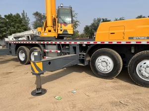 Grue de camion d'occasion avec grue de levage lourde de 70 tonnes QY70V - Product Image 5